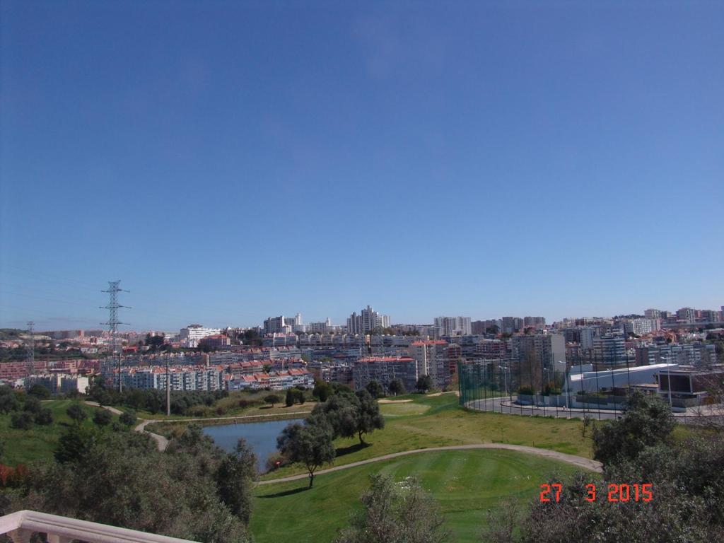 Sunny Suite Golf Condominium Free Parking room 6